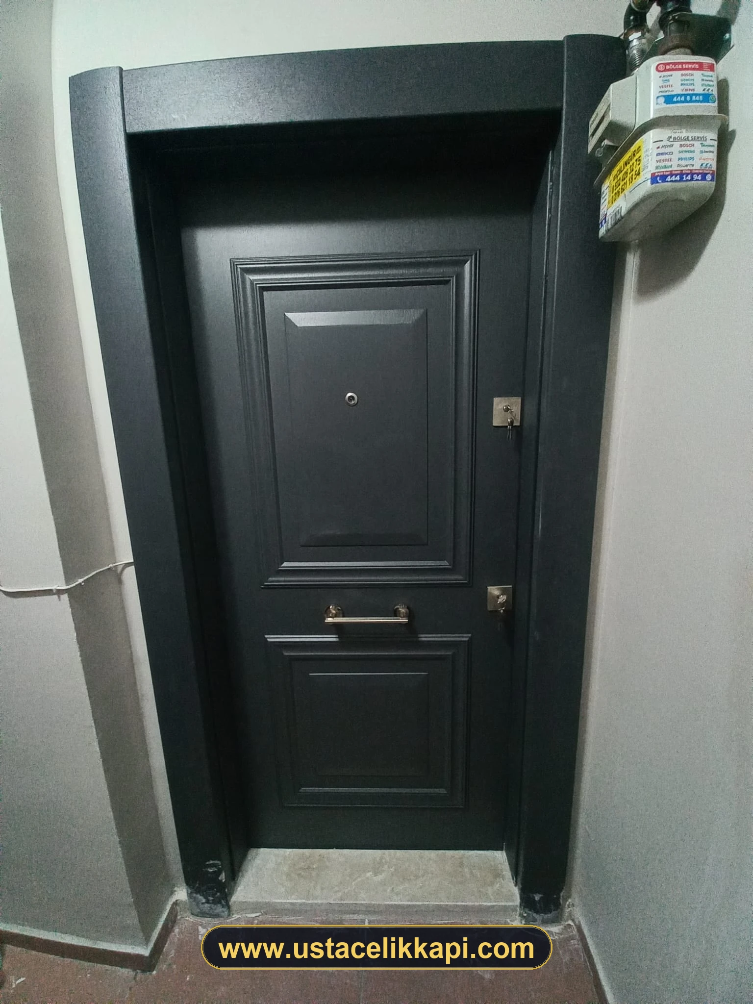 USTA Apartman / Bina Giriş Kapısı - Model #18 İstanbul Çelik Kapı Satış & Garantili Montajı